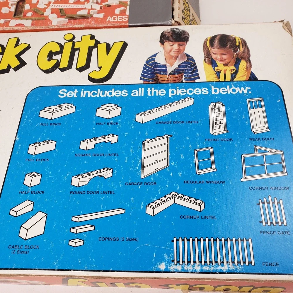 2 Boxes Vintage Block City B-1000 The Villager Plastic Building Sets Uncounted